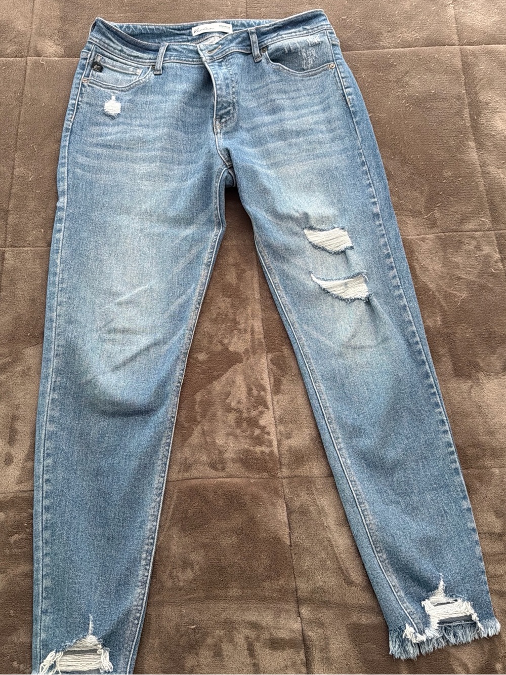 KanCan Light Blue Distressed Ankle Jeans